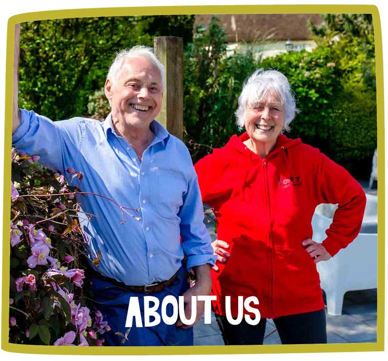 Owners of Bosinver posing for the camera on a sunny day at Bosinver.